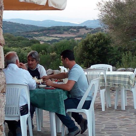 Turismo Rurale L'Agliuledda Villa Sant'Antonio di Gallura Exteriör bild