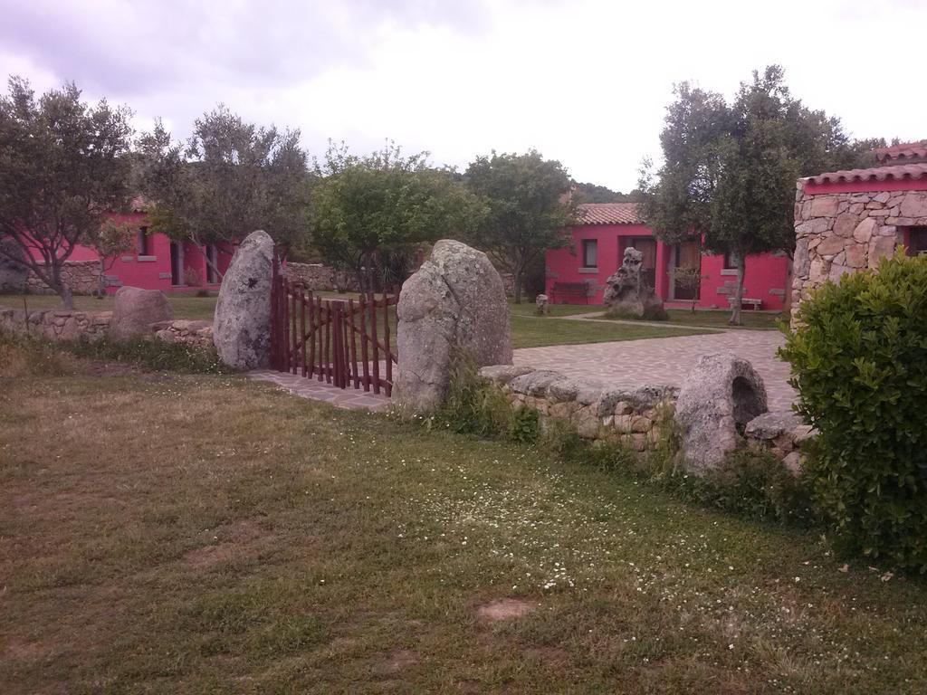 Turismo Rurale L'Agliuledda Villa Sant'Antonio di Gallura Exteriör bild