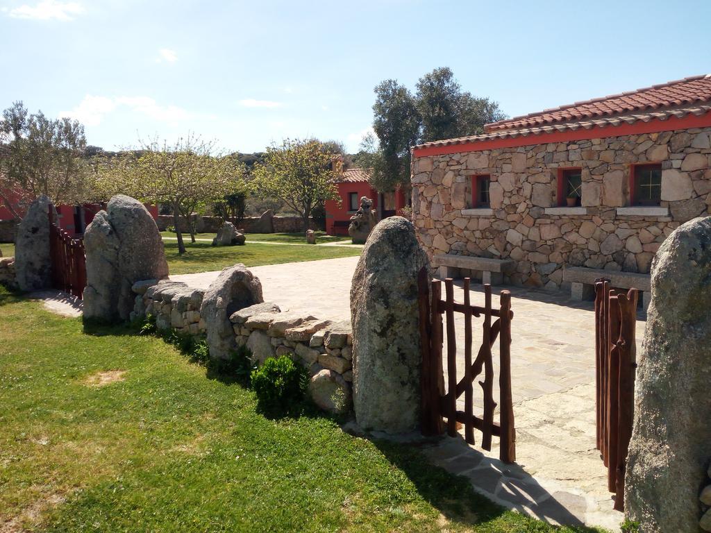 Turismo Rurale L'Agliuledda Villa Sant'Antonio di Gallura Exteriör bild