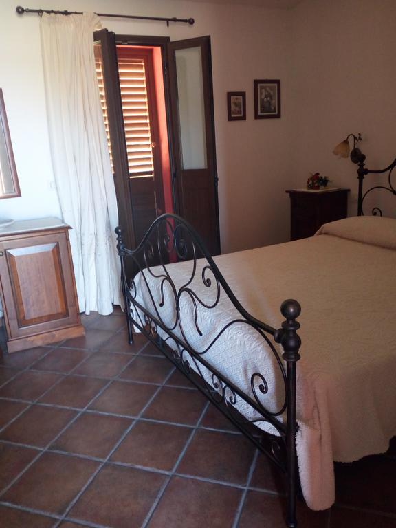 Turismo Rurale L'Agliuledda Villa Sant'Antonio di Gallura Exteriör bild