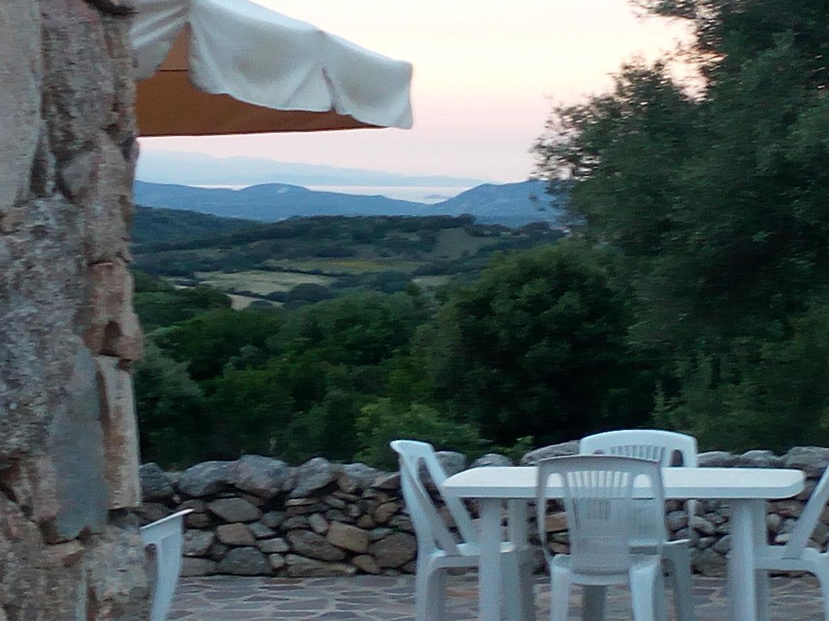 Turismo Rurale L'Agliuledda Villa Sant'Antonio di Gallura Exteriör bild